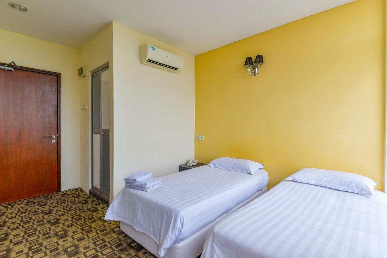 Fumah Hotel Shah Alam Exterior foto